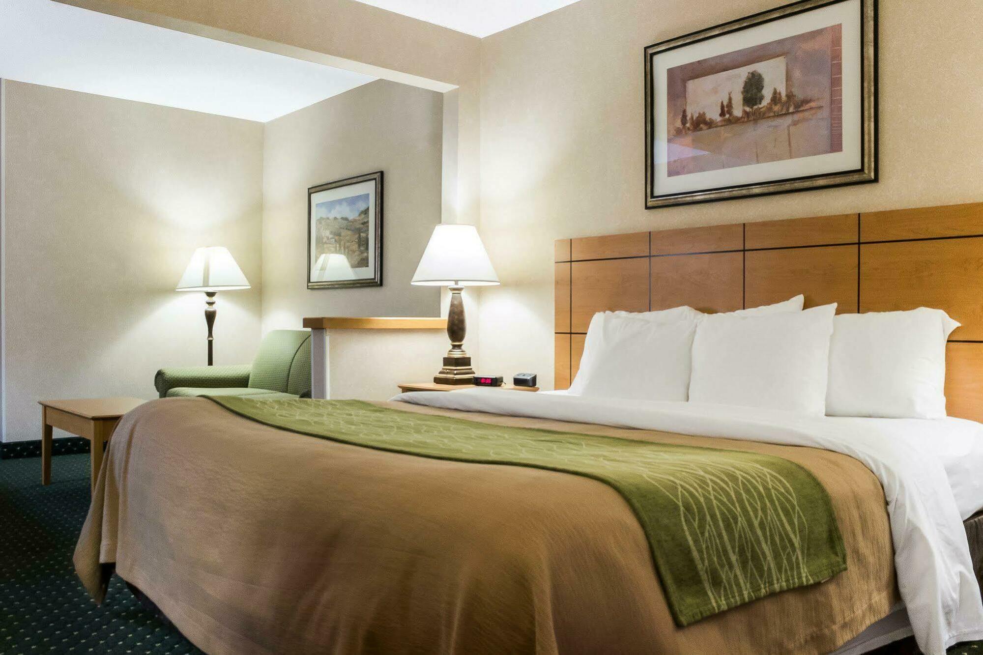 Comfort Inn Jamestown Bagian luar foto