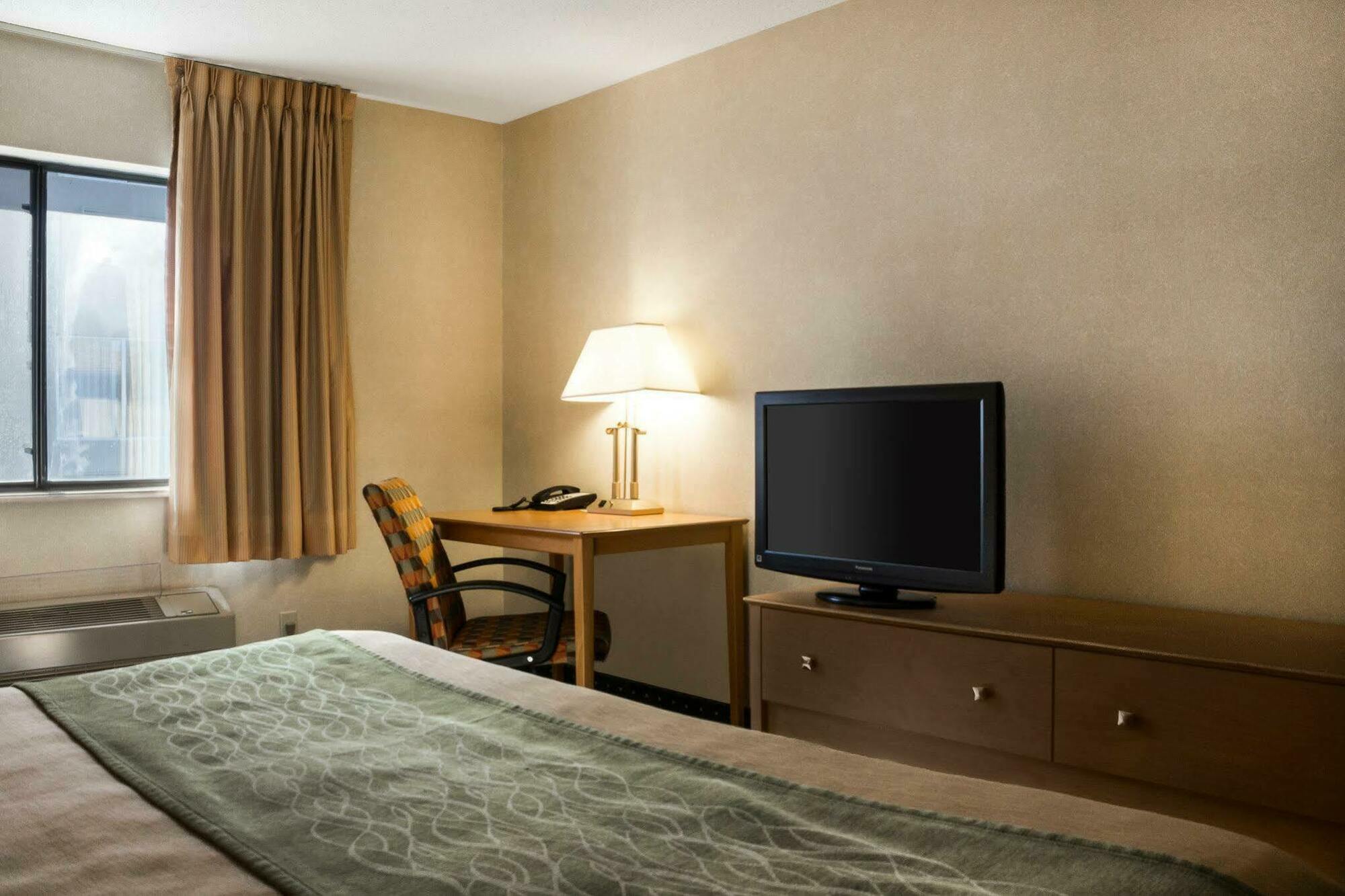 Comfort Inn Jamestown Bagian luar foto